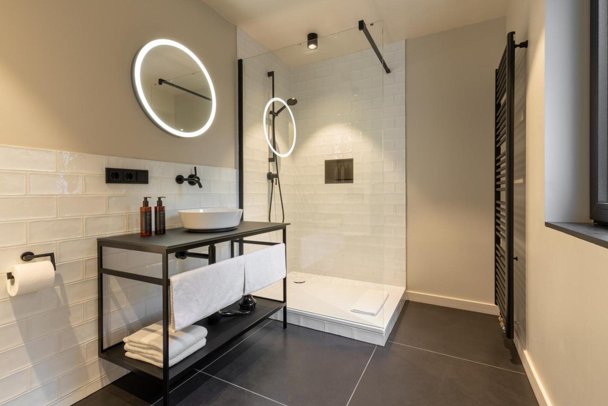 The Adams - Self Check In Hotel Baden-Baden Quarto foto
